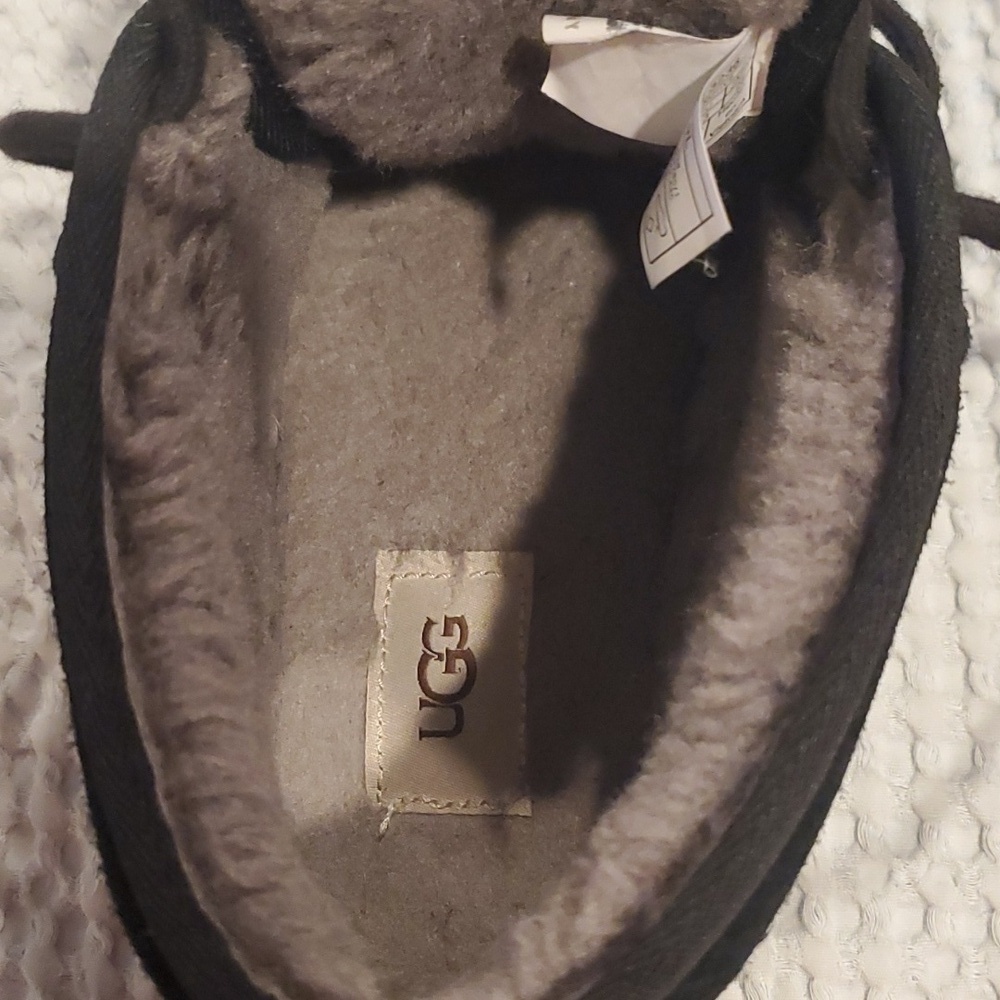 UGG Black Neumel Chukka Boots Size 10 (#28) - Picture 6 of 8